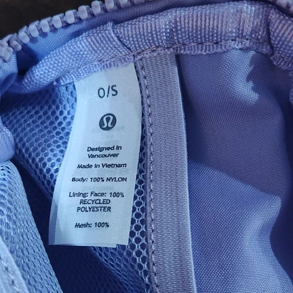 Lululemon Lavender Water Bottle & Pouch Set - Picture 6 of 8